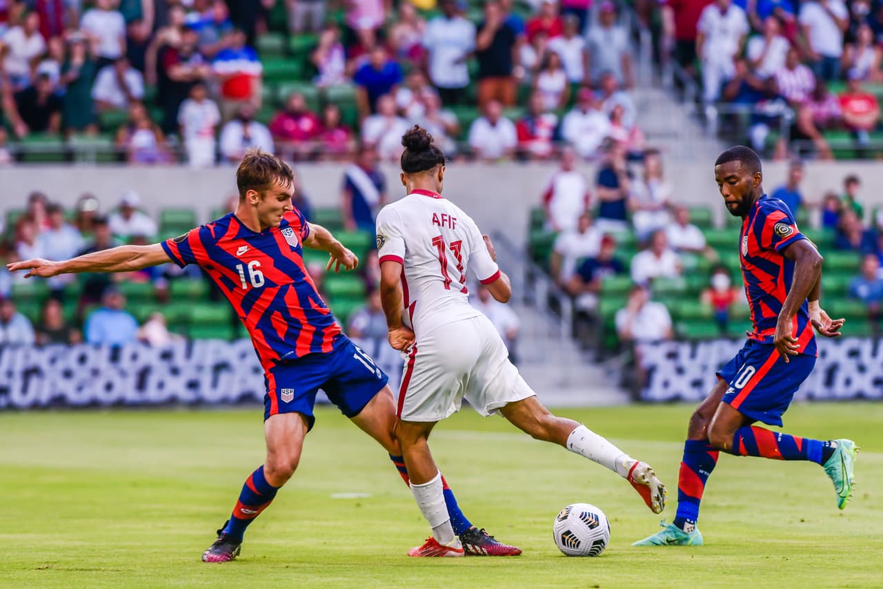 Gyasi Zardis entra al terreno de juego para resolver el partido y mandar a los Estados Unidos a la final de la Copa Oro.