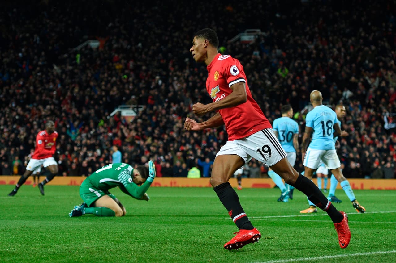 Superó a Ederson y de esta forma el United lograba irse al descanso con el empate.