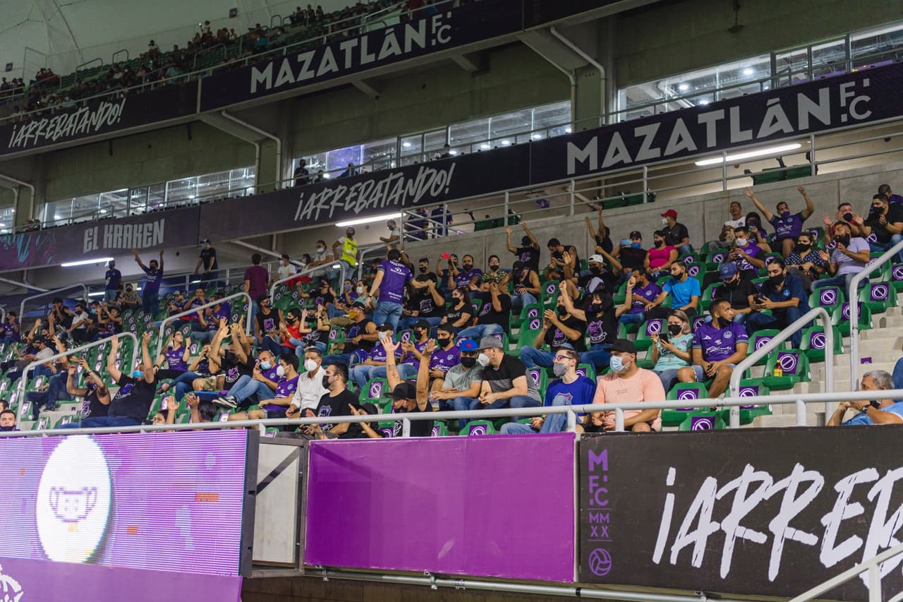 Tomás Boy debutaba como timonel de los ‘cañoneros’, quienes sólo acumulaban 10 puntos de 39 posibles.