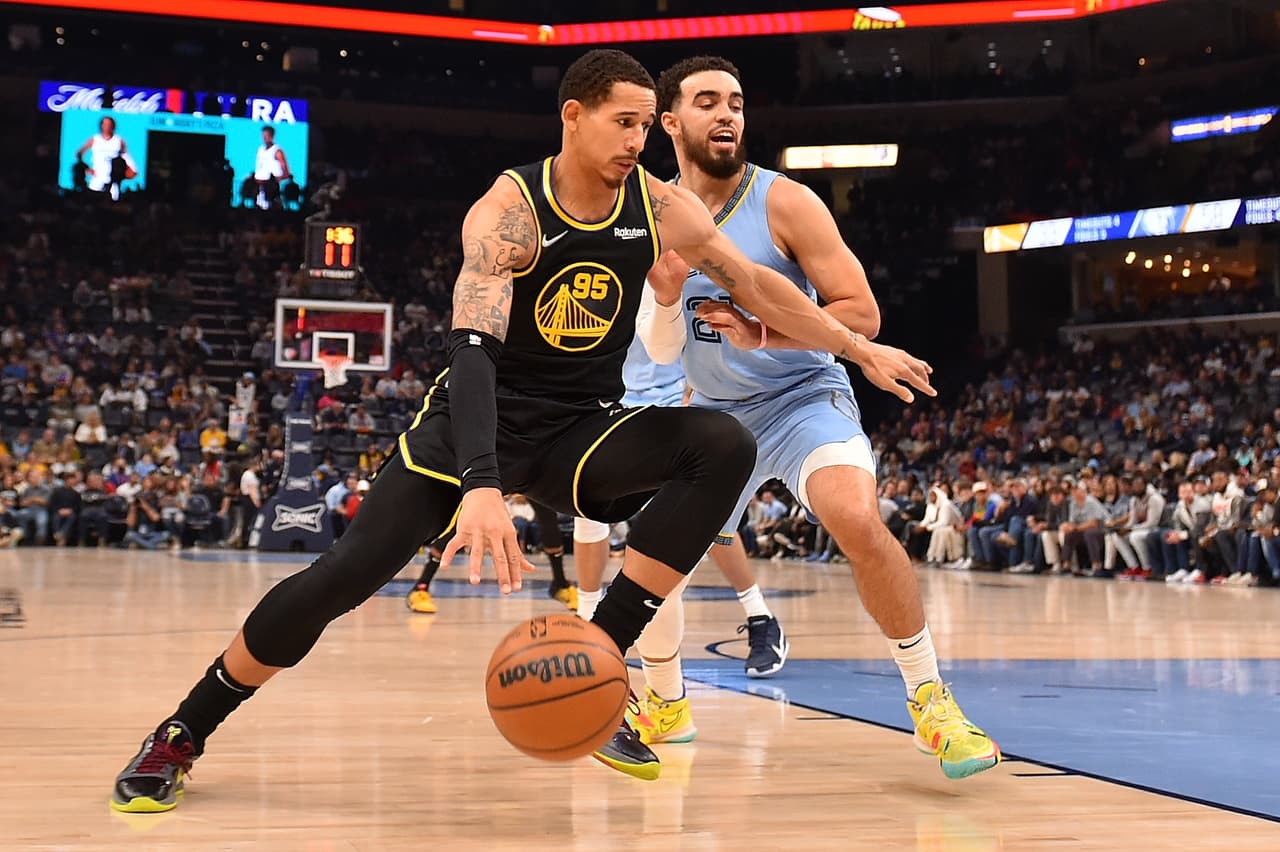 Promedió 5.7 rebotes, 1.7 asistencias y 1.13 robos en 28.5 minutos por partido en 31 partidos (27 como titular) para los Golden Eagles, según datos de la NBA.
<br>