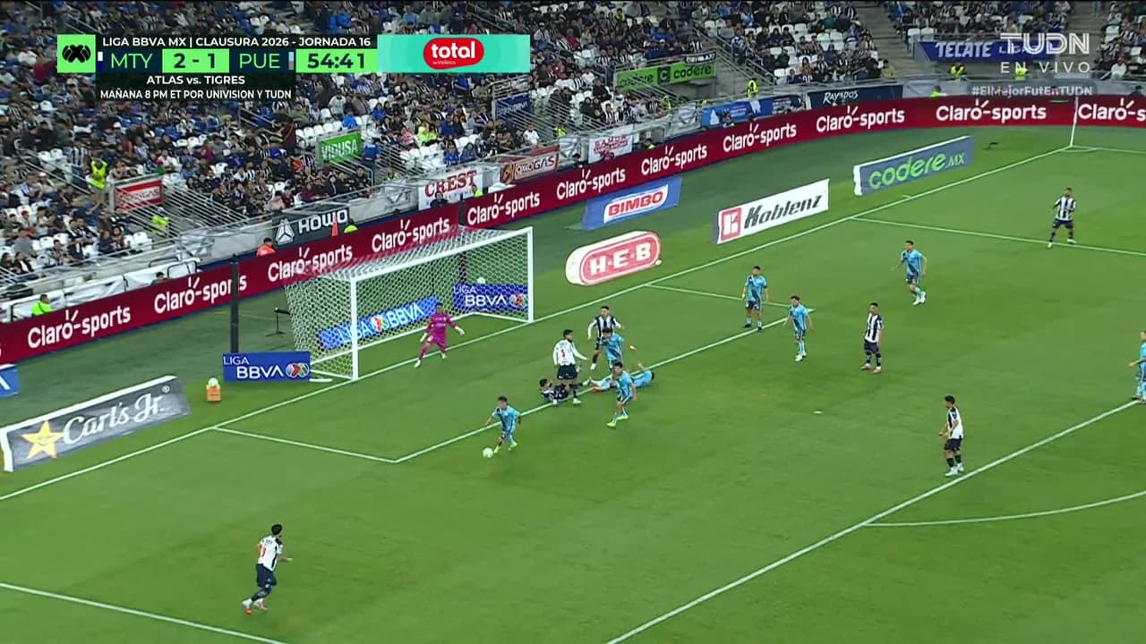 ¡TIRO ATAJADO! disparo por Carlos Salcedo.