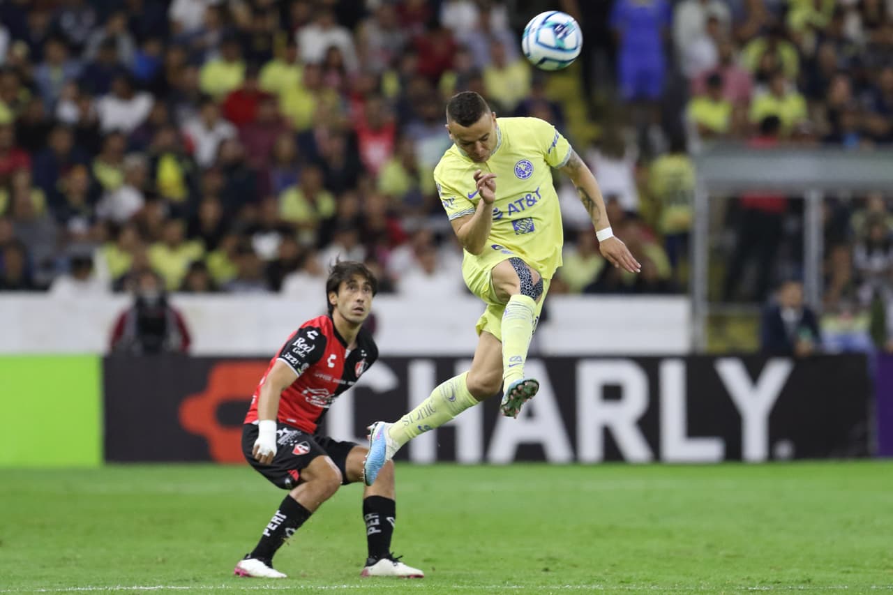 Atlas vino de atrás para remontarle dos goles al América y empatar para repartir puntos en la jornada 9 del Clausura 2023 de la Liga MX, con lo que el América se mantiene en el cuarto lugar de la clasificación, mientras que el Atlas aún está fuera de puestos de repechaje.