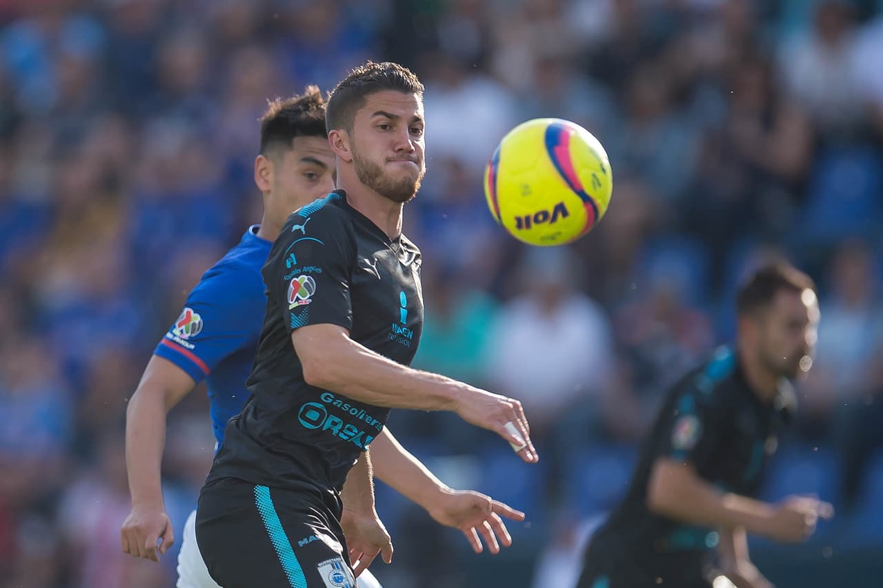 La sorpresa de Querétaro llegó al minuto 36 del segundo tiempo cuando tras un impacto de Camilo Savenzzo, Enzo Rocco desvió el balón y lo metió en su propio arco.