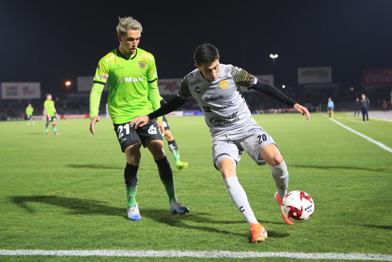 Dorados rebasó la media cancha pocas veces hasta el minuto 65.