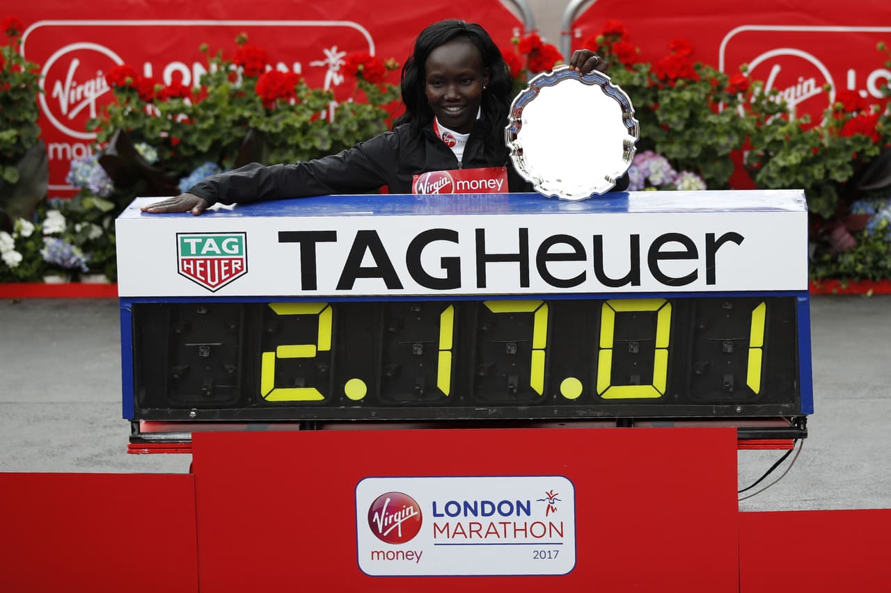 La keniana Mary Keitani gana el maratón de Londres