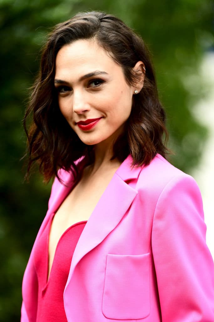 A los problemas le podemos sumar lo que ha sucedido con Henry Cavill en los últimos meses.
<br>