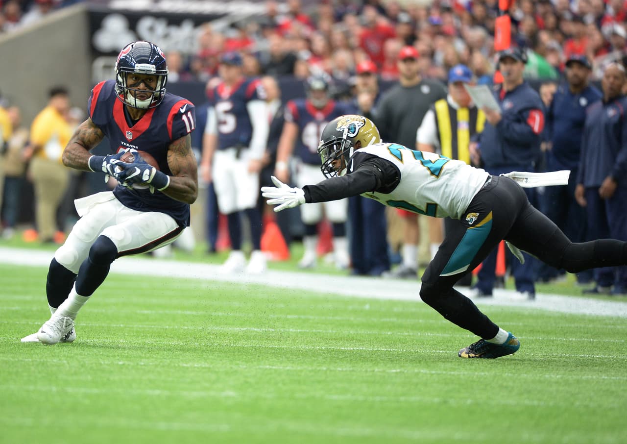 Los Houston Texans vencieron 30-6 a Jacksonville Jaguars para coronarse en la División Sur de la Conferencia Americana.