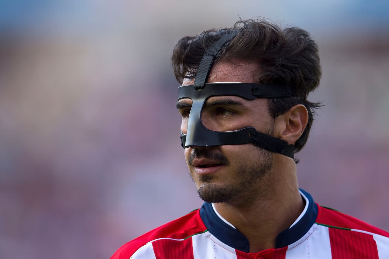 Oswaldo Alanís aseguró que todavía hay detalles por definir con Chivas