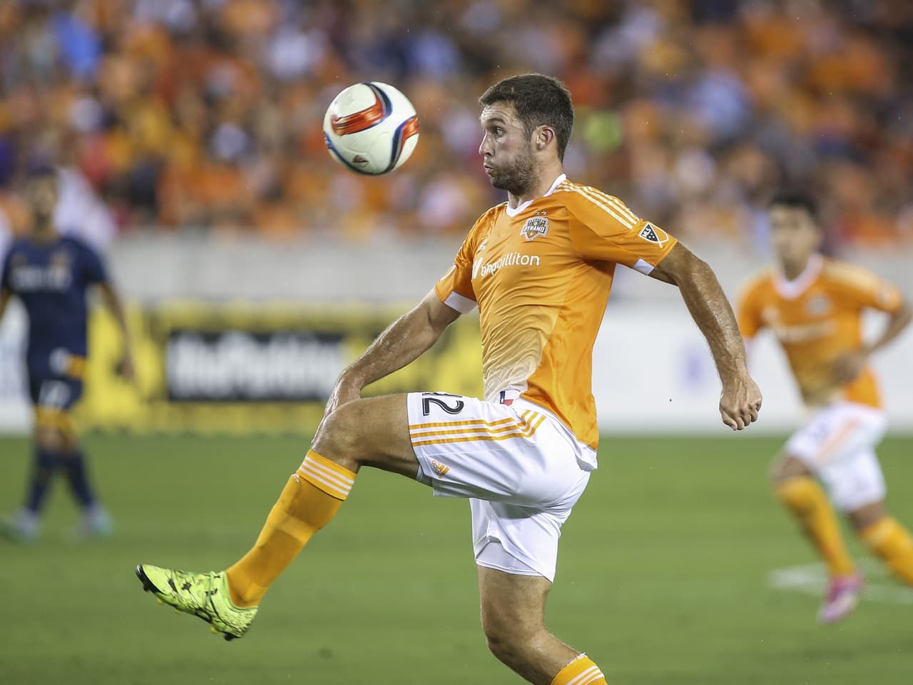 Will Bruin sigue marcando goles para Houston Dynamo, un equipo que no brilla pero que consigue puntos.