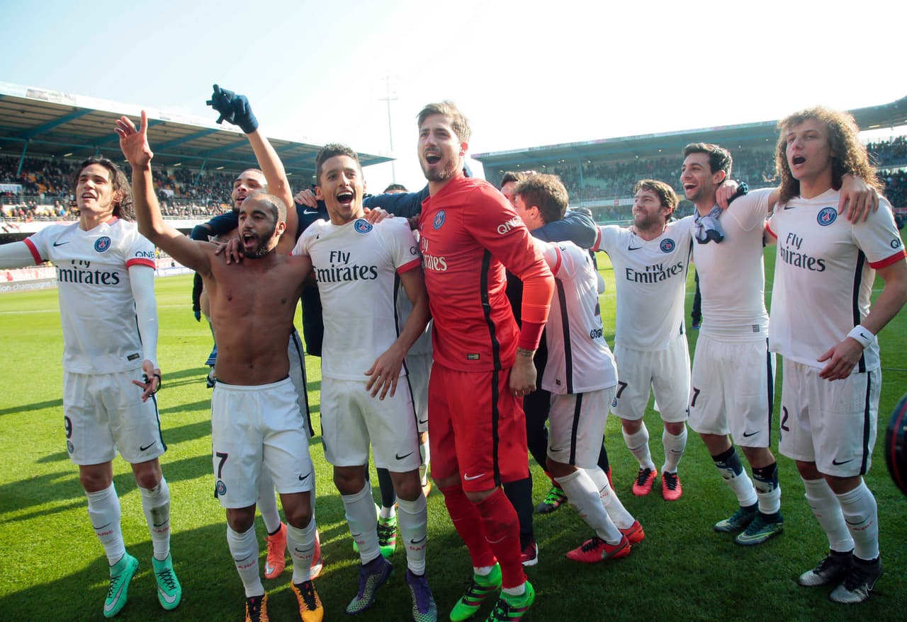 El Paris Saint-Germain, con goleada de escándalo, conquistó su sexto título de Ligue 1