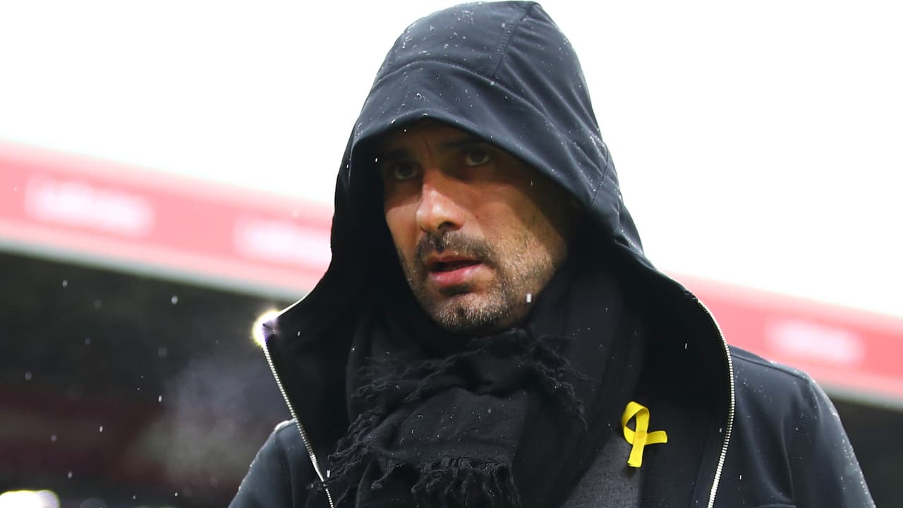 Guardiola fue sancionado por el lazo amarillo y la sacó barata... aunque no en lo económico