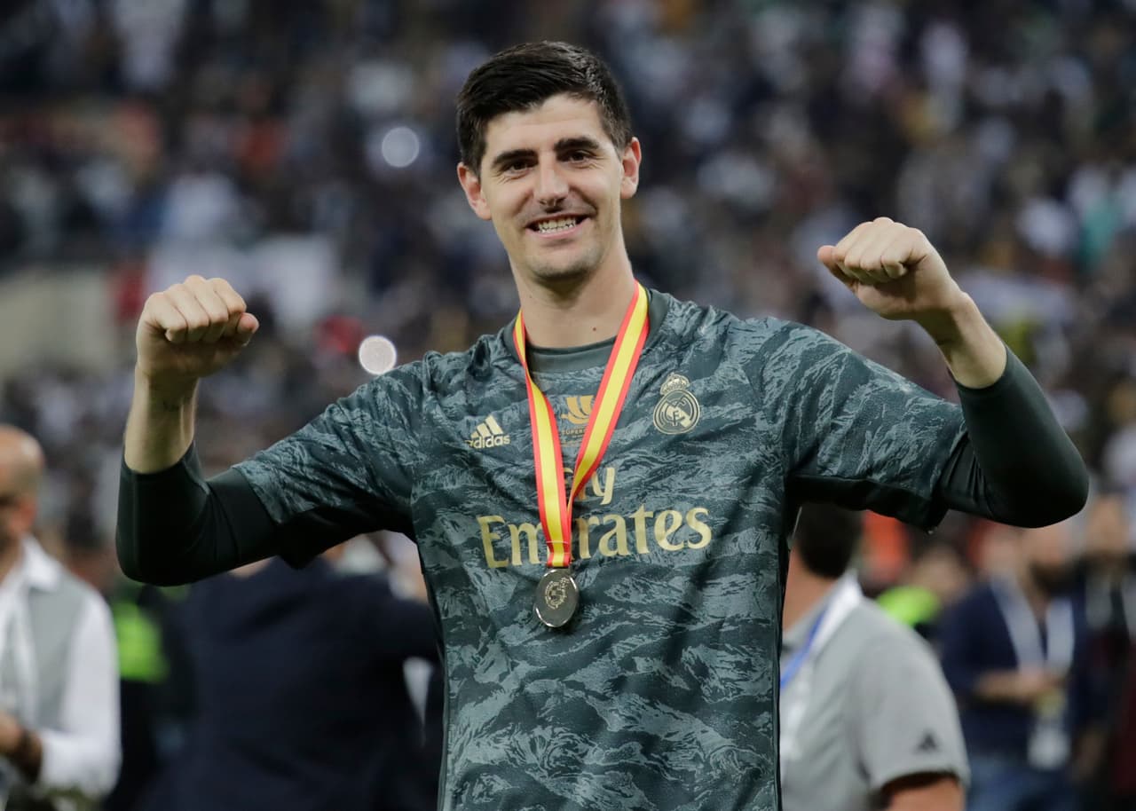 Courtois: "Hazard está muy bien, me sorprende el ritmo que tiene"