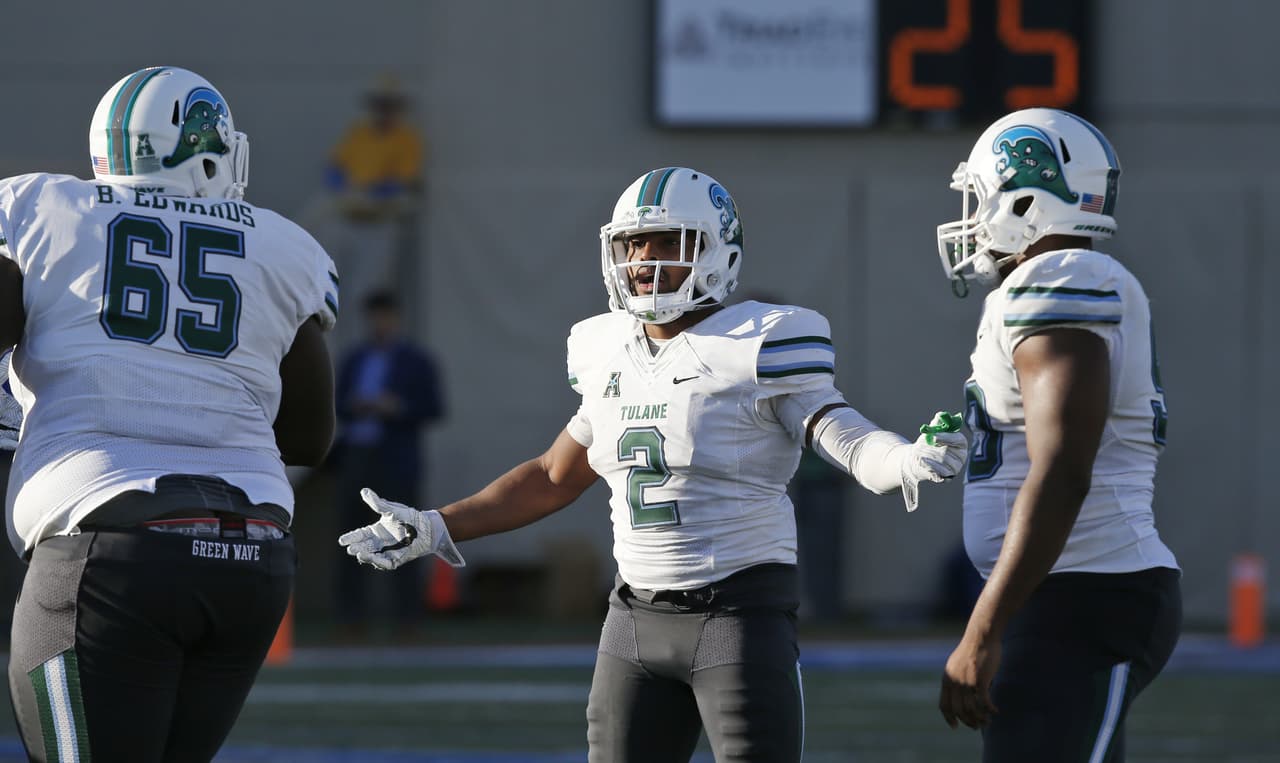 Tulane linebacker Nico Marley (2) is pictured during an NCAA college football game between Tulane and Tulsa in Tulsa, Okla., Saturday, Oct. 22, 2016. Tulsa won 50-27. (AP Photo/Sue Ogrocki)