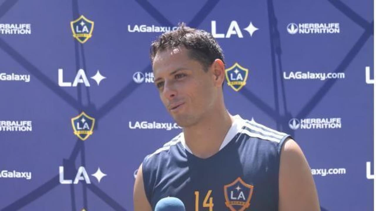 Chicharito sobre su duelo con Carlos Vela: "Sólo Messi y Cristiano pueden ganar solos"