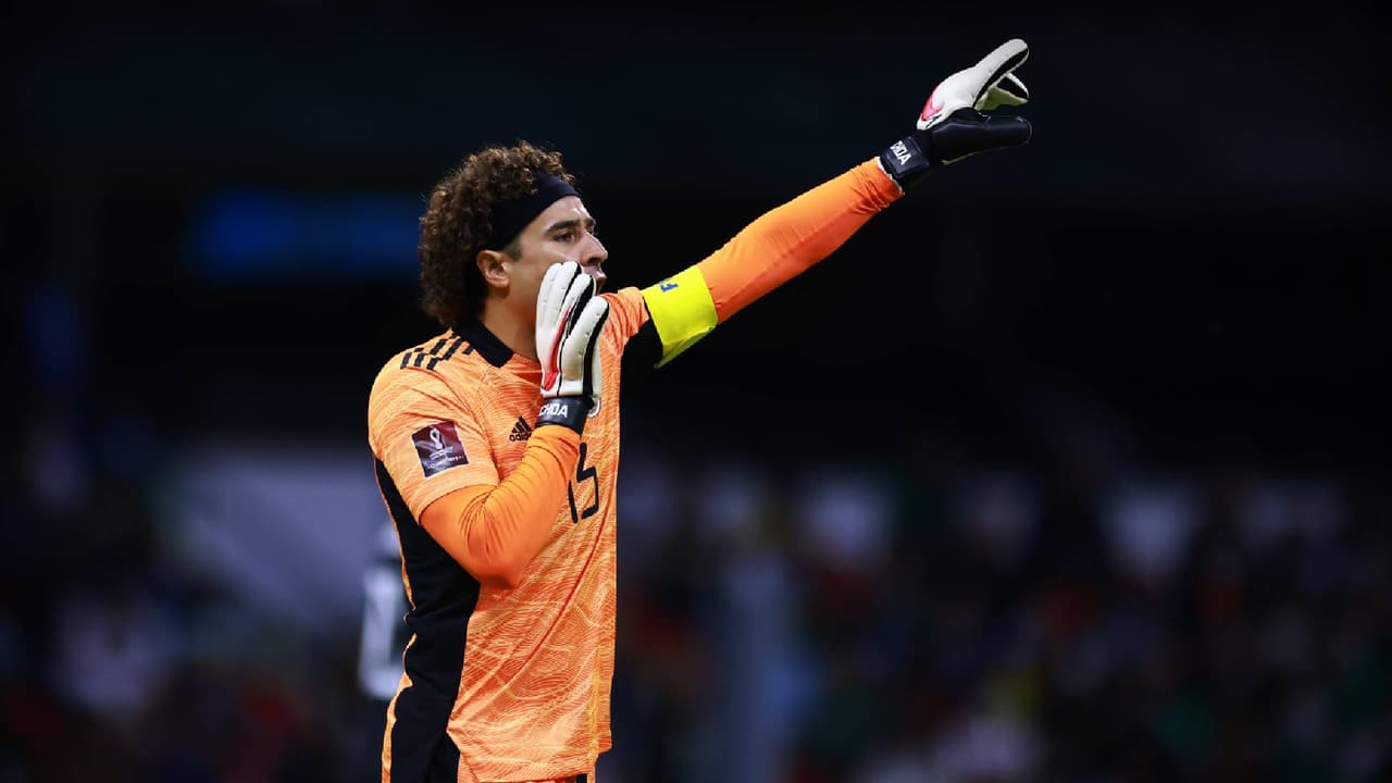 Guillermo Ochoa sentencia que el Azteca siempre impone al rival