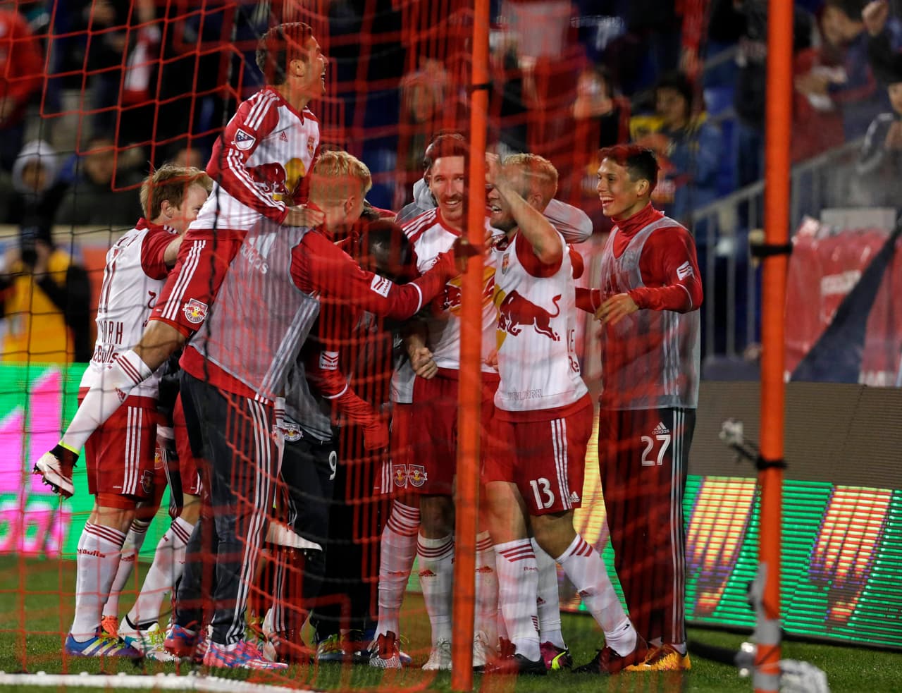Red Bulls golean al FC Dallas