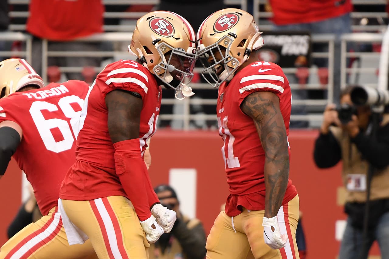 Corren 235.5 yardas por partido en la Temporada 100 de la NFL.