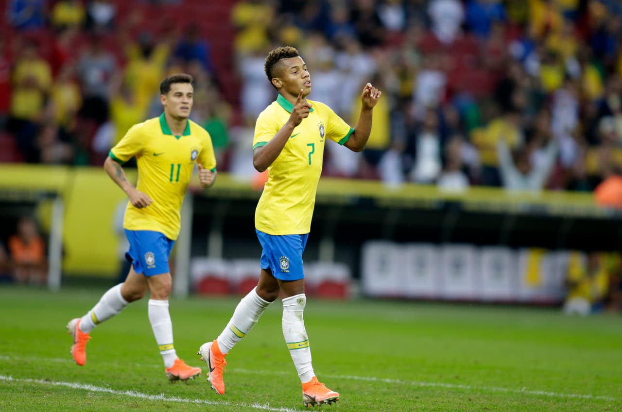 David Neres (Brasil) - El joven de 22 años despuntó en esta temporada con el Ajax y fue una de las sorpresas de Tite en su lista. Con la lesión de Neymar Jr. es uno de los jugadores que podría brillar.