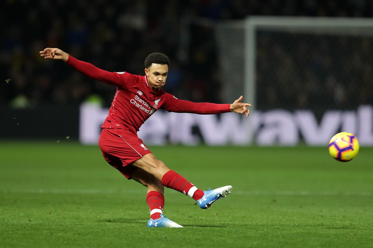 9. Trent Alexander-Arnold (Liverpool) - cuesta 109.2 millones de euros, aumentó 25.8 millones.