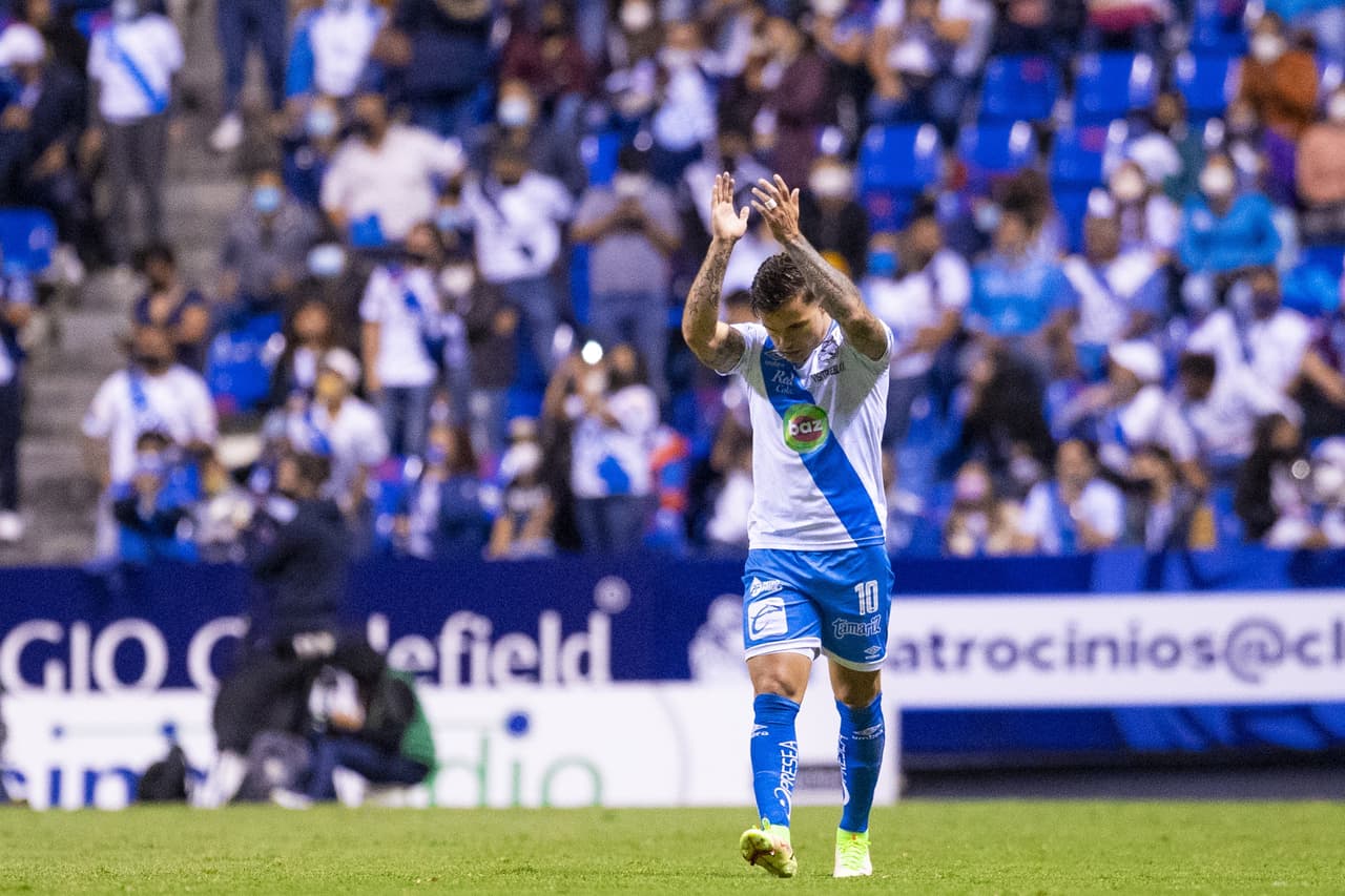De la mano de Christian Tabó y Dieter Villalpando, Puebla consigue tres importantes puntos frente a Mazatlán tras vencer 2-0.