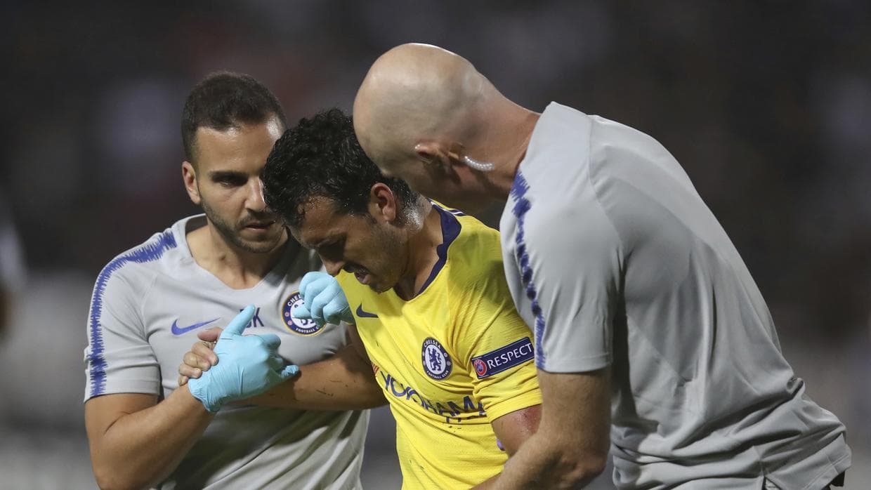 El futbolista español Pedro Rodríguez se operó de una lesión en el hombro sufrida en la Final de la FA Cup.