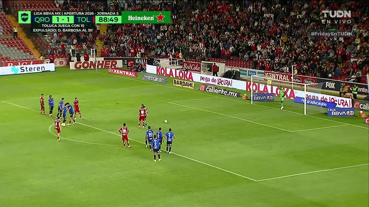¡GOL!  anota para Toluca. Federico Viñas