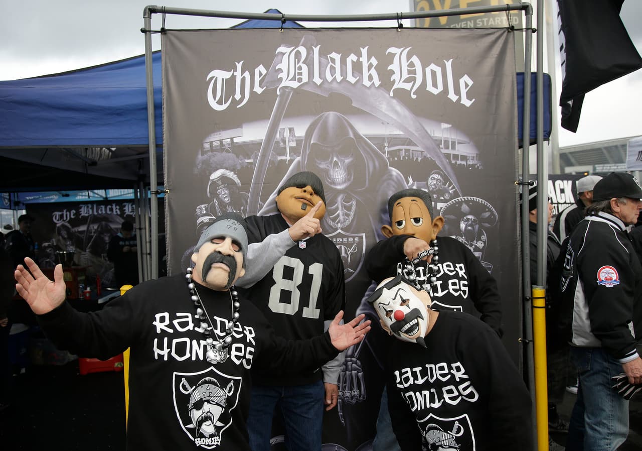 Los fans pidieron sus deseos para Navidad, ¿cuántos se cumplieron? checa las mejores tomas de los aficionados de la NFL en la Semana 16.