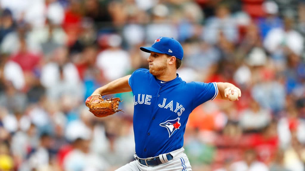 Ese cuadrangular de tres carreras fue ante los lanzamientos del abridor Thomas Pannone (2-4), quien mantuvo un duelo monticular con Sale hasta el quinto capítulo.