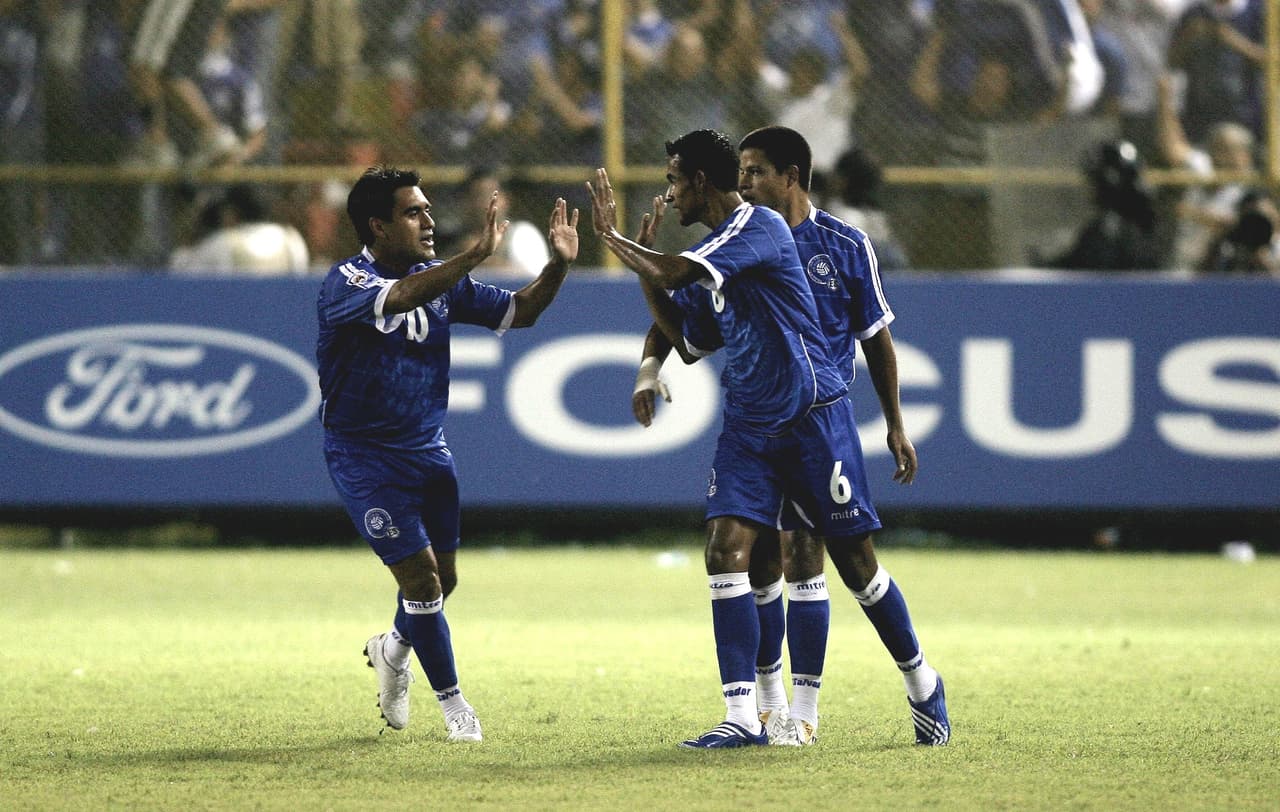 La máxima goleada que ha tenido El Salvador se dio en la cancha del Cuscatlán, en esa oportunidad el cuadro local derrotó por 12-0 a la escuadra de Anguilla en juego disputado en el 2008.