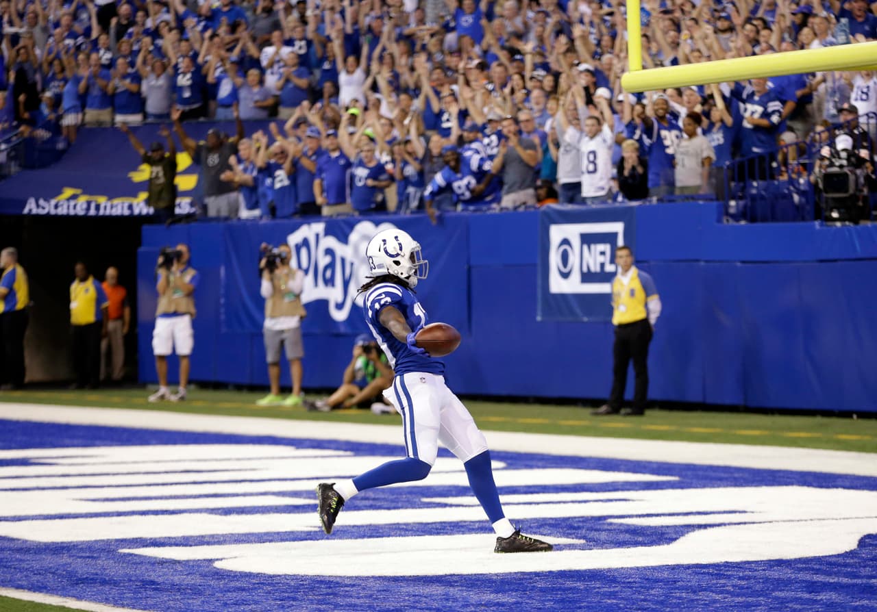 <b>TY Hilton vs. San Francisco 49ers</b>
<br>Hilton ha sido una decepción para sus propietarios en el Fantasy hasta este punto, pero ¿quién puede culparlo con
<a href="https://translate.googleusercontent.com/translate_c?depth=1&hl=es&ie=UTF8&prev=_t&rurl=translate.google.com&sl=en&sp=nmt4&tl=es&u=http://www.nfl.com/player/andrewluck/2533031/profile&usg=ALkJrhiGPZHdx2ZaoutCqxHgr4PmQDpGng"><b>Andrew Luck</b></a> fuera de acción? Independientemente, me gusta el veterano cuando los
<a href="https://translate.googleusercontent.com/translate_c?depth=1&hl=es&ie=UTF8&prev=_t&rurl=translate.google.com&sl=en&sp=nmt4&tl=es&u=http://www.nfl.com/teams/indianapoliscolts/profile%3Fteam%3DIND&usg=ALkJrhiPkCieWNd8rpcB1pmYpacMAGDwXg"><b>Colts</b></a> enfrenten a los
<a href="https://translate.googleusercontent.com/translate_c?depth=1&hl=es&ie=UTF8&prev=_t&rurl=translate.google.com&sl=en&sp=nmt4&tl=es&u=http://www.nfl.com/teams/sanfrancisco49ers/profile%3Fteam%3DSF&usg=ALkJrhjleMBHyCPGbXcw76DwFbOLsf_LBg"><b>49ers</b></a>. Su defensa ha dejado cinco recepciones de touchdown y un promedio de más de 37 puntos de fantasía en PPR a receptores rivales en 2017.