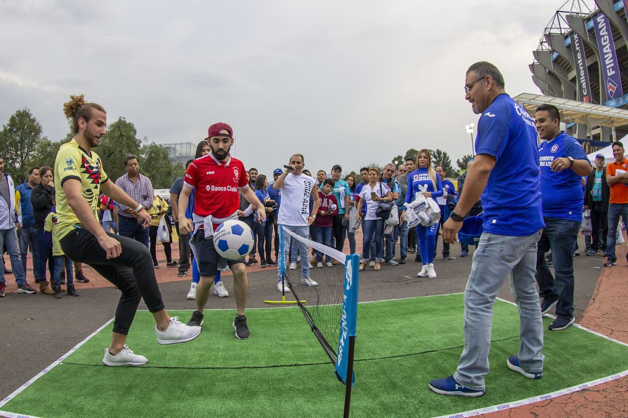 Llega el atardecer en la Ciudad de México y Coloso de Santa Úrsula se prepara para vivir otro Clásico Joven.
