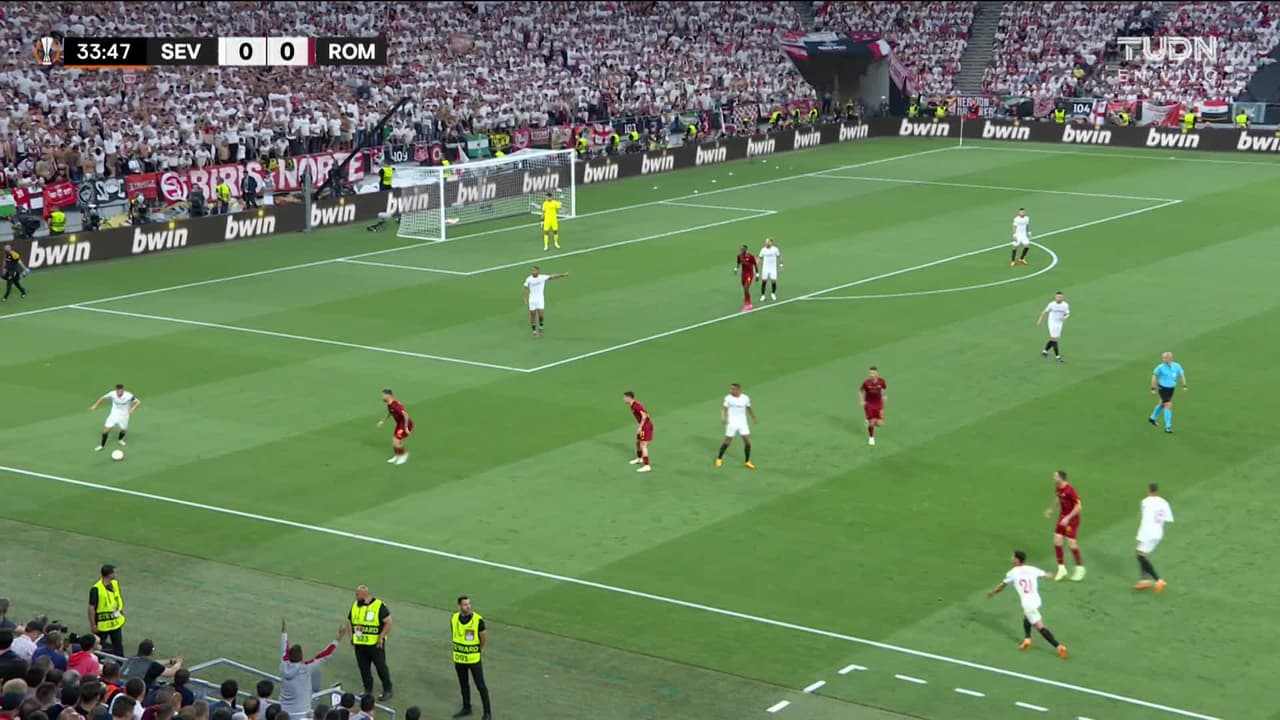 ¡GOL!  anota para AS Roma. Paulo Dybala