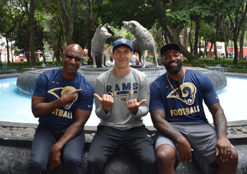 Luis Pérez, quaterback de ascendencia mexicana, quedó impresionado con Coyoacán.