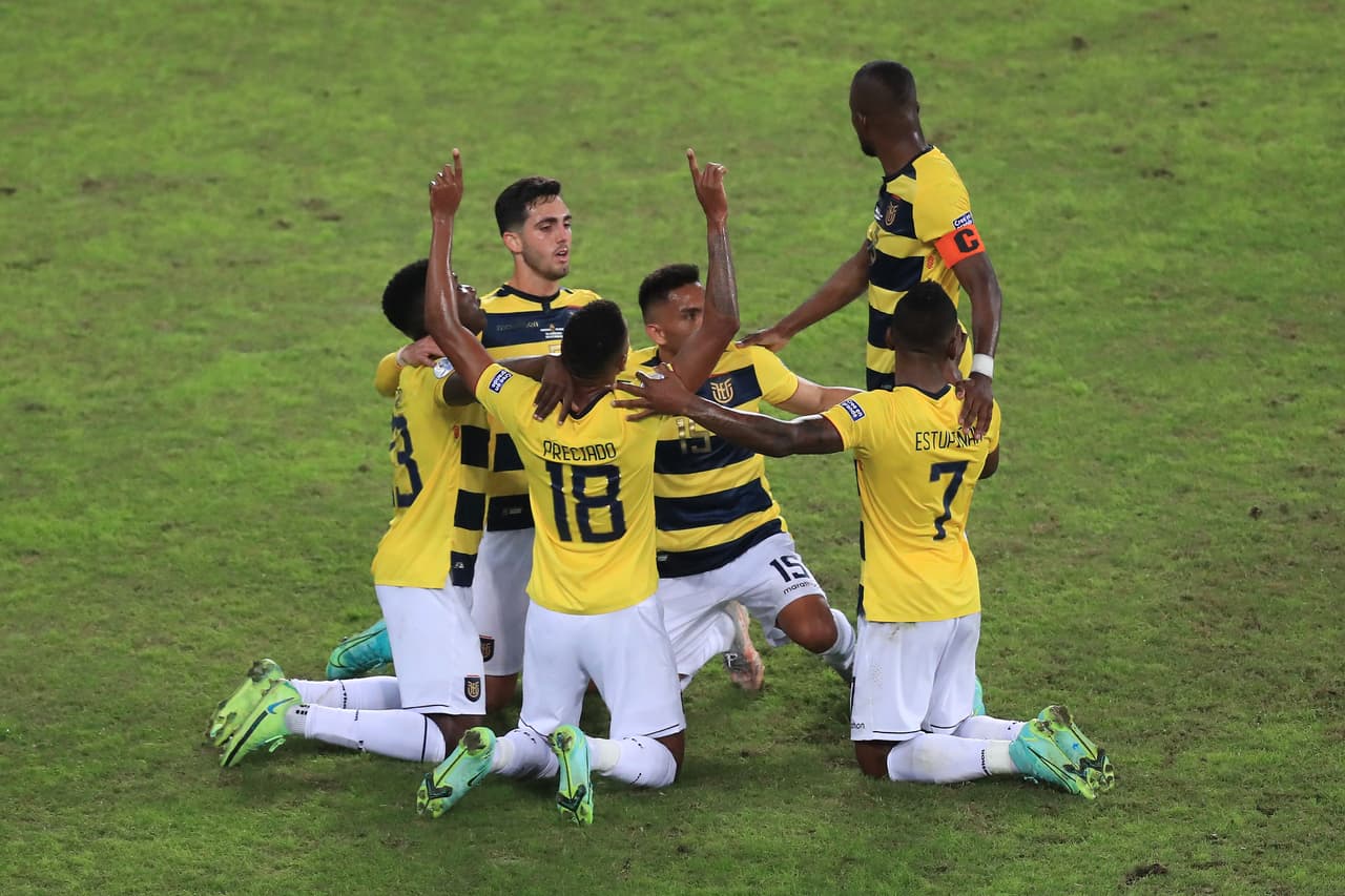 Ecuador llegaba como claro favorito al encuentro y se fue al frente primero.
