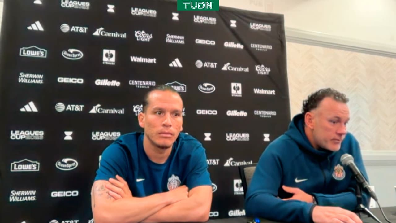 Milito, pese a no ganar asegura estar contento con el rendimiento de Chivas