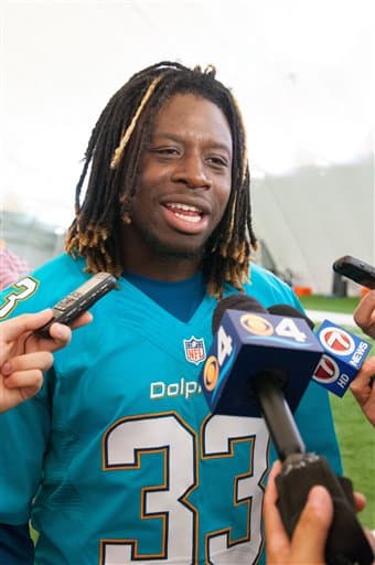 Mira las mejores tomas del novato corredor egresado de Boise State, Jay Ajayi, con los Miami Dolphins (AP-NFL).