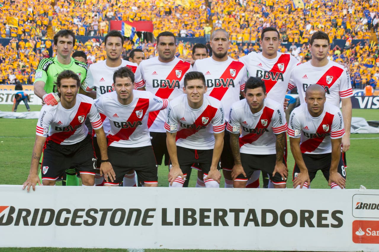Dicho once lo conforman el arquero Barovero, los defensas Vangioni, Funes Mori, Maidana, Mayada, la media cancha contará con Bertolo, Ponzio, Kranevitter, Sánchez y en el ataque Cavenaghi y Alario serán la pareja de delanteros.