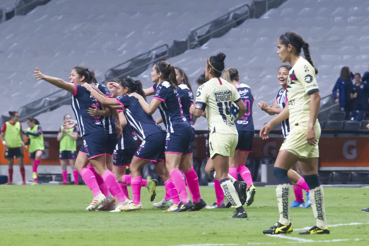 Valeria Valdez y Mónica Monsivais marcaron en el tirunfo de las Rayadas para avanzar a la Final.