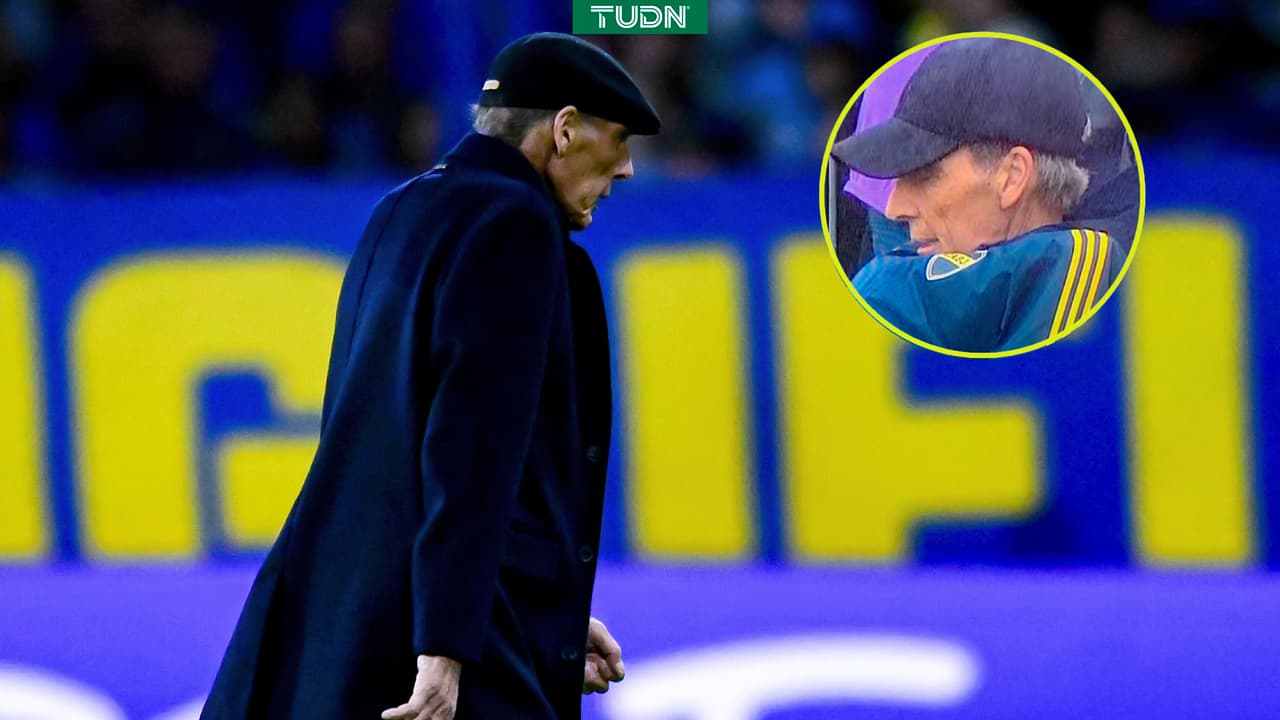 ¿Se quedó dormido? la peculiar imagen del técnico de Boca Juniors