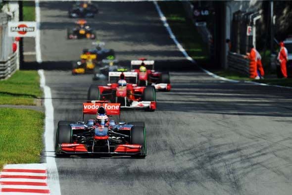 Button parecía tener dominada la carrera, pero la estrategia en los 'pits' determinó el resultado de la carrera.
