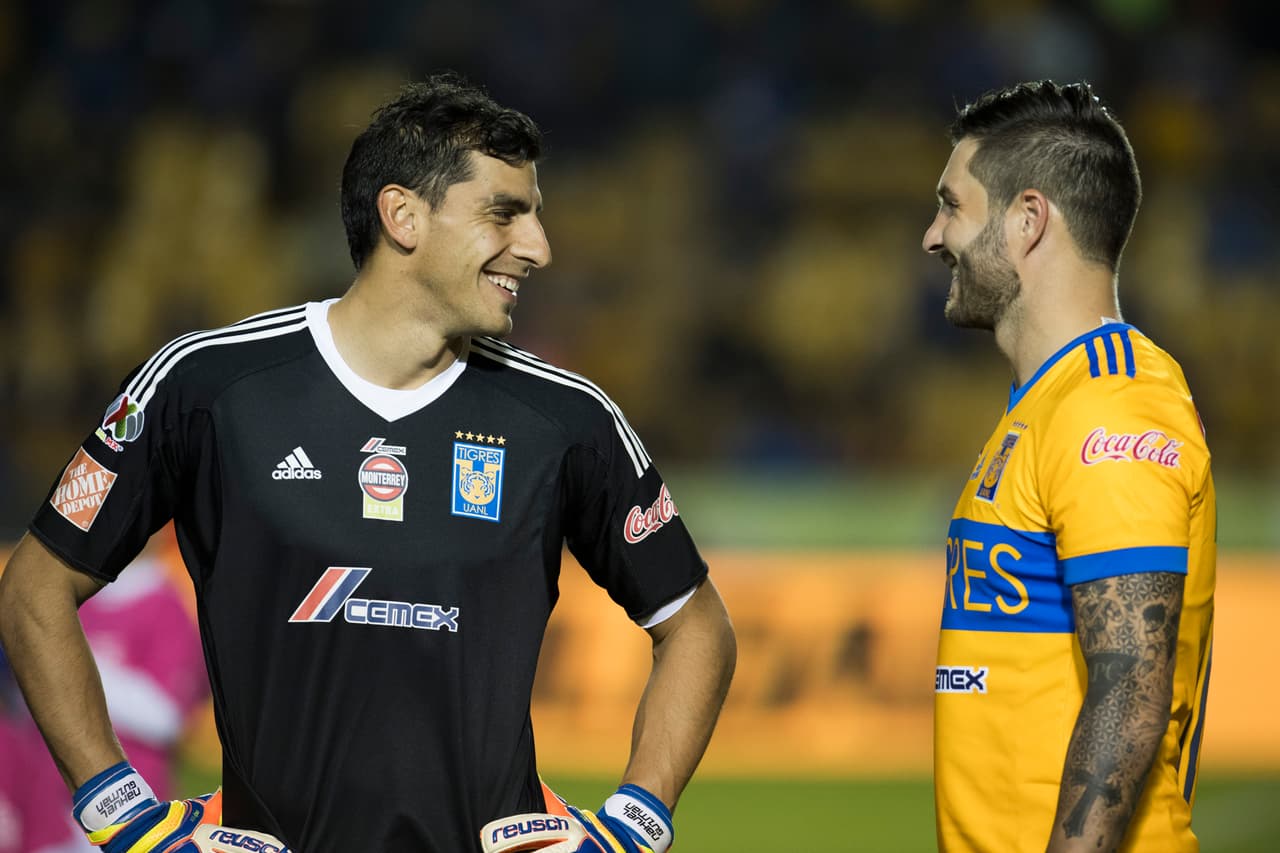 Gignac, lejos de las rivalidades futbolísticas, también tiene una buena relación de colegaje con otros futbolistas en el torneo.