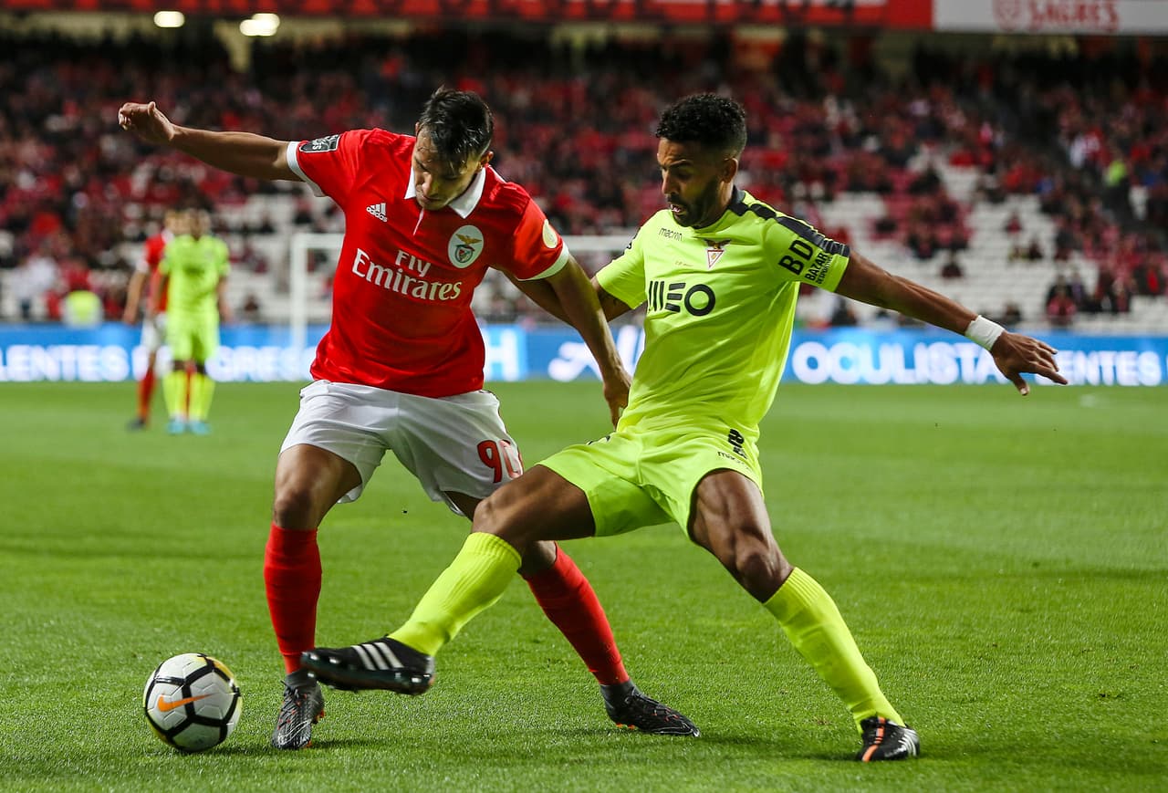 El rival del Benfica ocupa la posición 13 con seis victorias, siete empates y 12 derrotas hasta esta jornada.