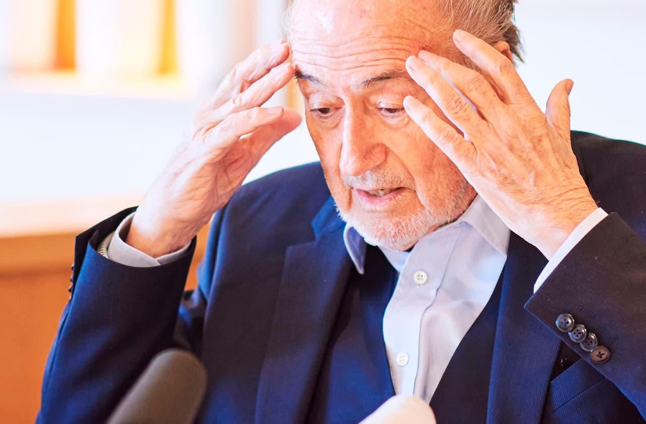 El expresidente de FIFA Joseph Blatter se siente traicionado por excompañeros