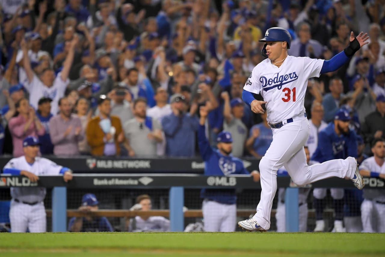 Los Dodgers se llevan el juego 1 de la Serie Divisional de la Liga Nacional 6-0 sobre los Nationals con un brillante pitcheo de Walker Buehler y una gran ofensiva liderada por Max Muncy.