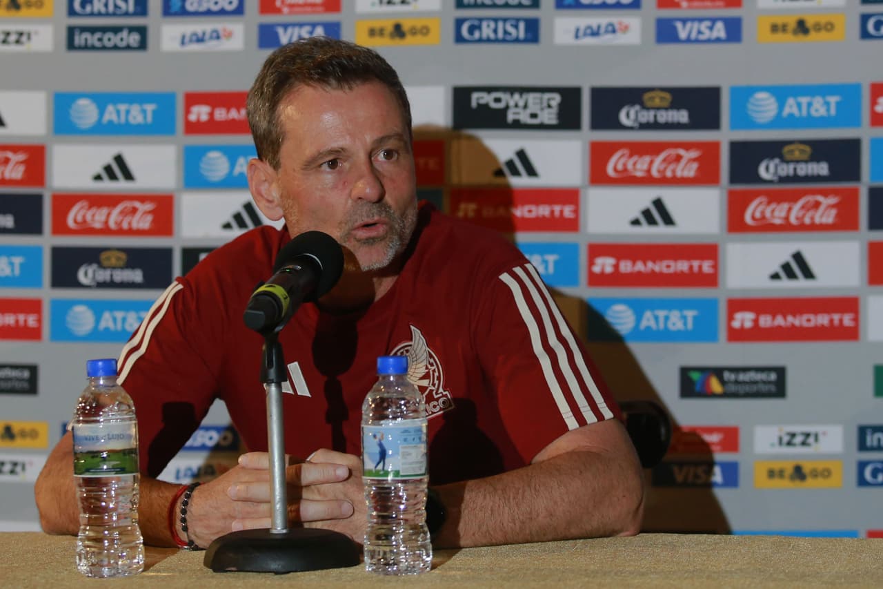 ¿Puesto en riesgo? Cocca busca ganar tiempo con los títulos de Nations League y Copa Oro