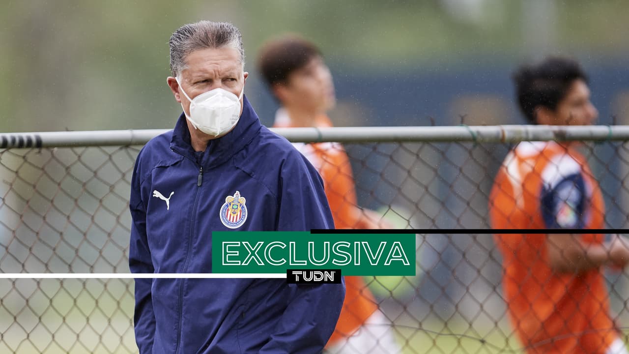 Peláez ve inseguridad en Chivas pero no problemas de vestidor