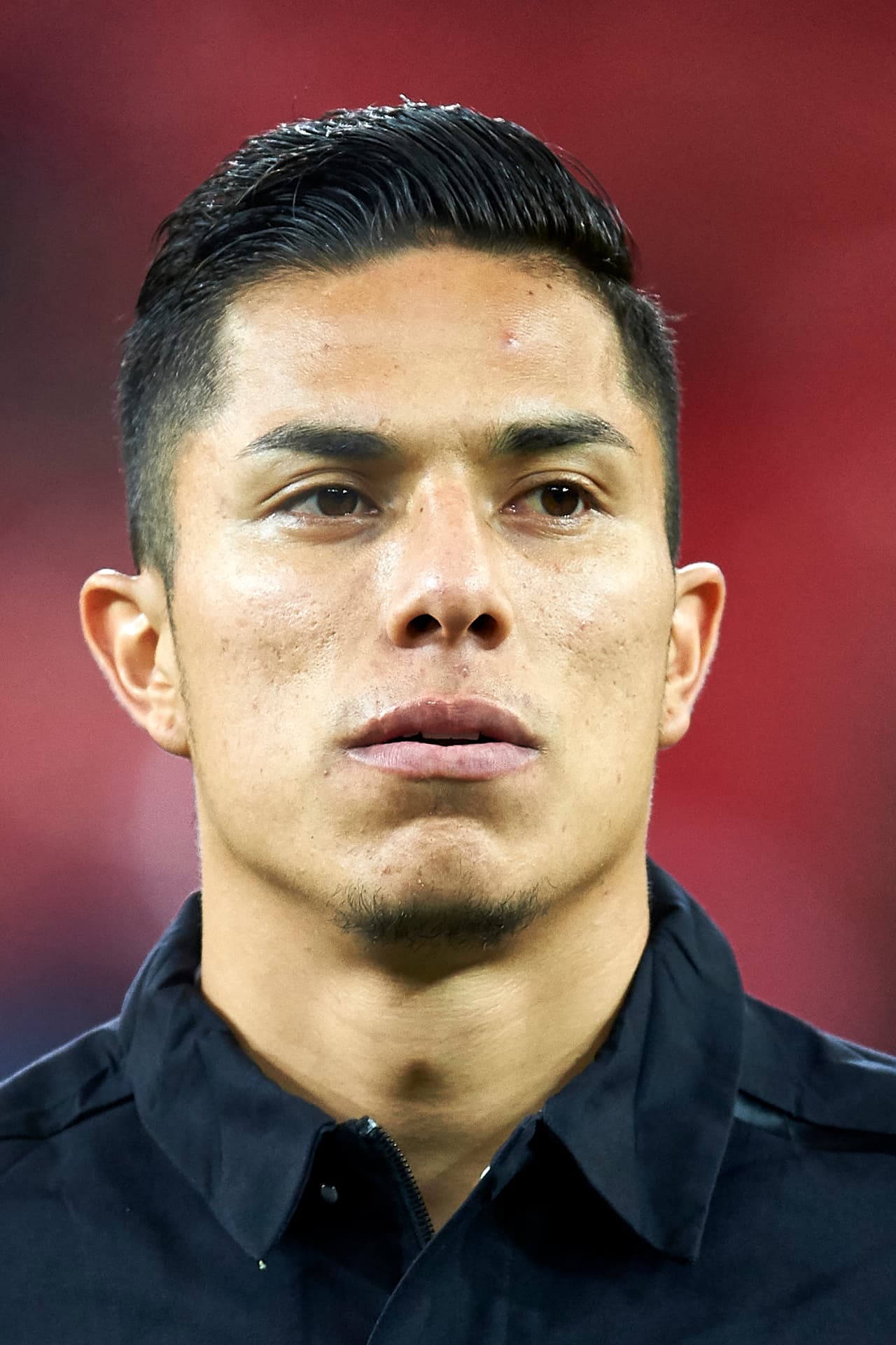 El mexicano Carlos Salcedo vivió todo el encuentro desde el banquillo.