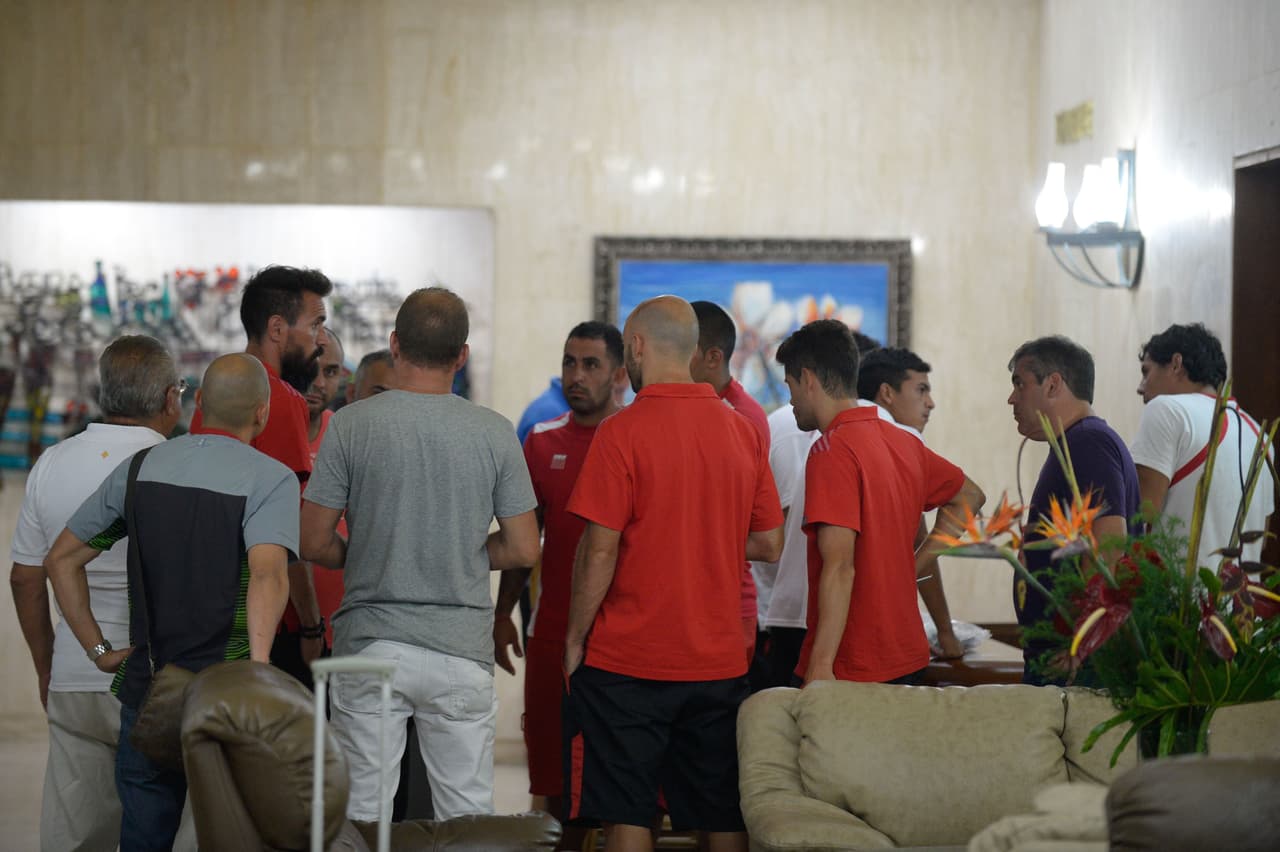 Algunos jugadores salieron levemente heridos.