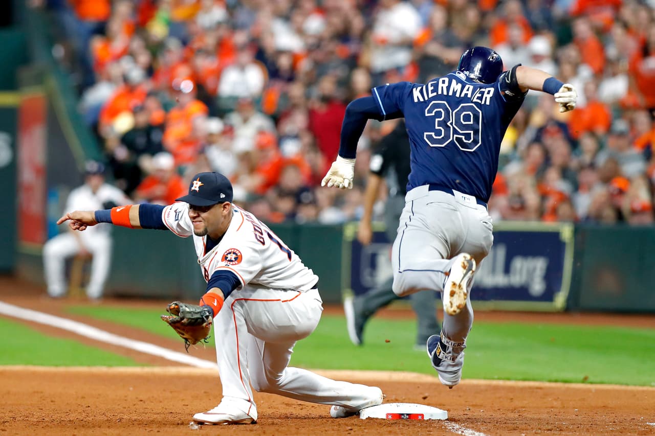 Triunfo con autoridad de los Houston Astros, 6-1 a los Rays, para avanzar a la Serie de Campeonato.