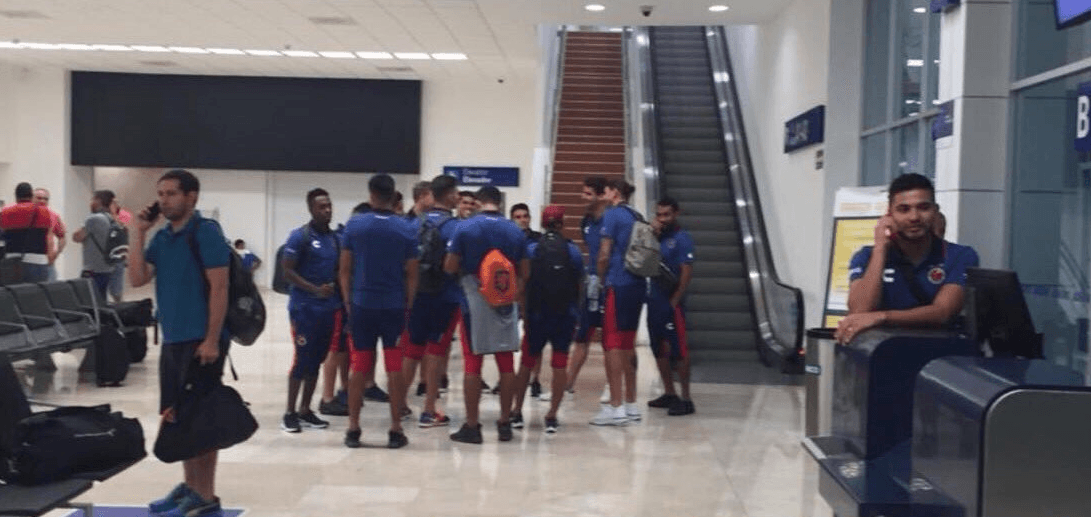 Jugadores de Tiburones de Veracruz.